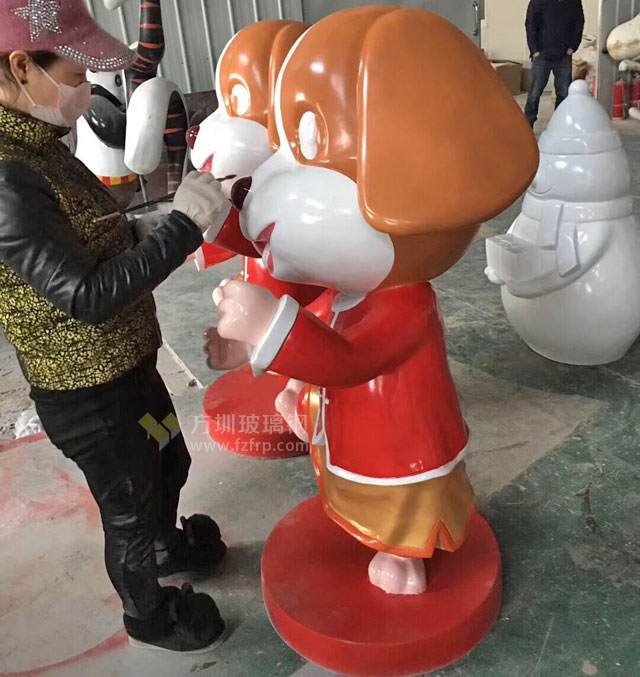 玻璃鋼卡通生肖狗雕塑發(fā)財狗拜年狗雕塑工廠彩繪圖 玻璃鋼卡通生肖狗雕塑發(fā)財狗拜年狗雕塑工廠彩繪圖